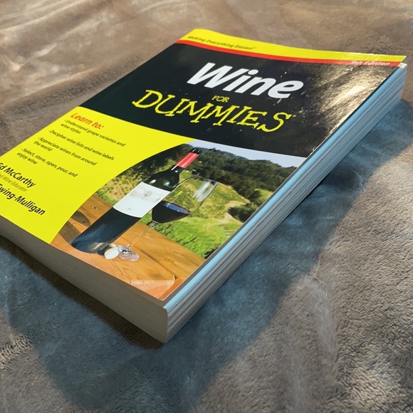 Wine For Dummies book 5th edition - Picture 2 of 3